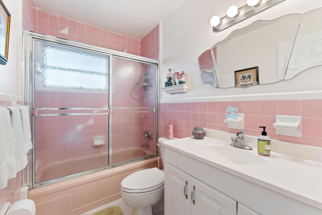 合同活跃: $875,000 (3 贝兹, 2 浴室, 1839 平方英尺)