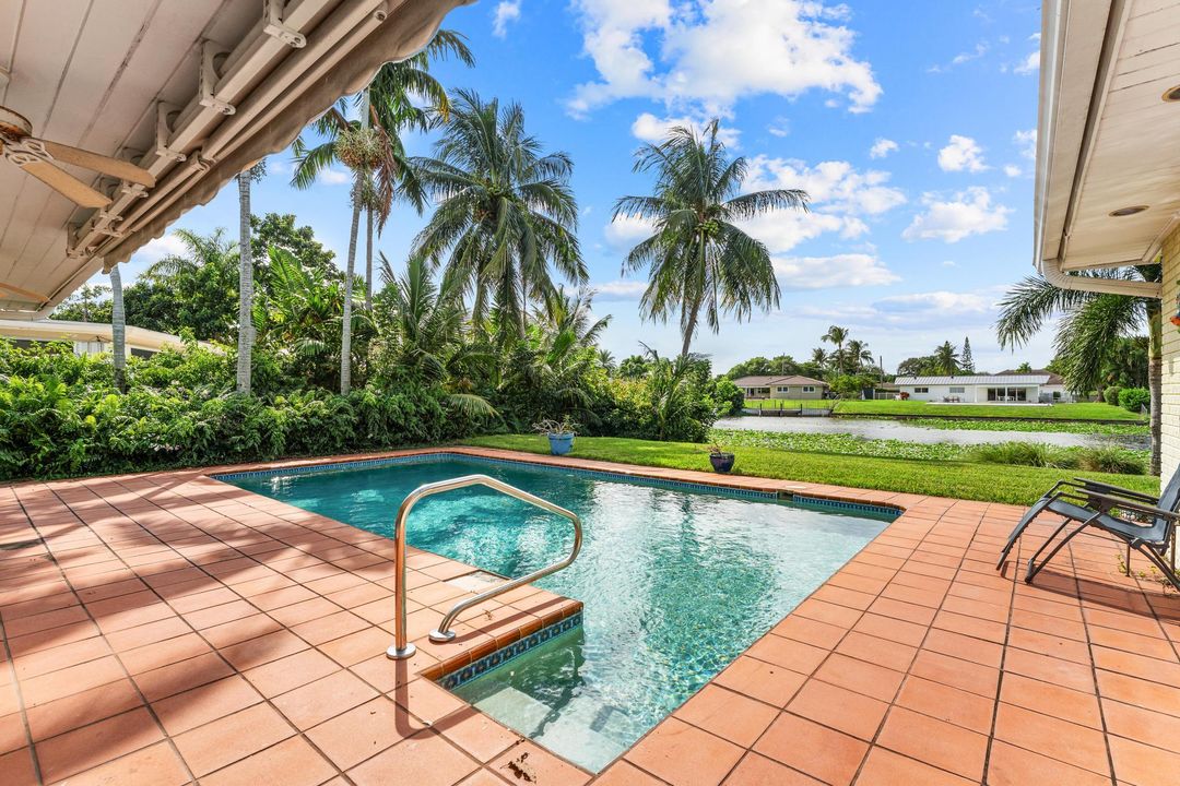 合同活跃: $875,000 (3 贝兹, 2 浴室, 1839 平方英尺)