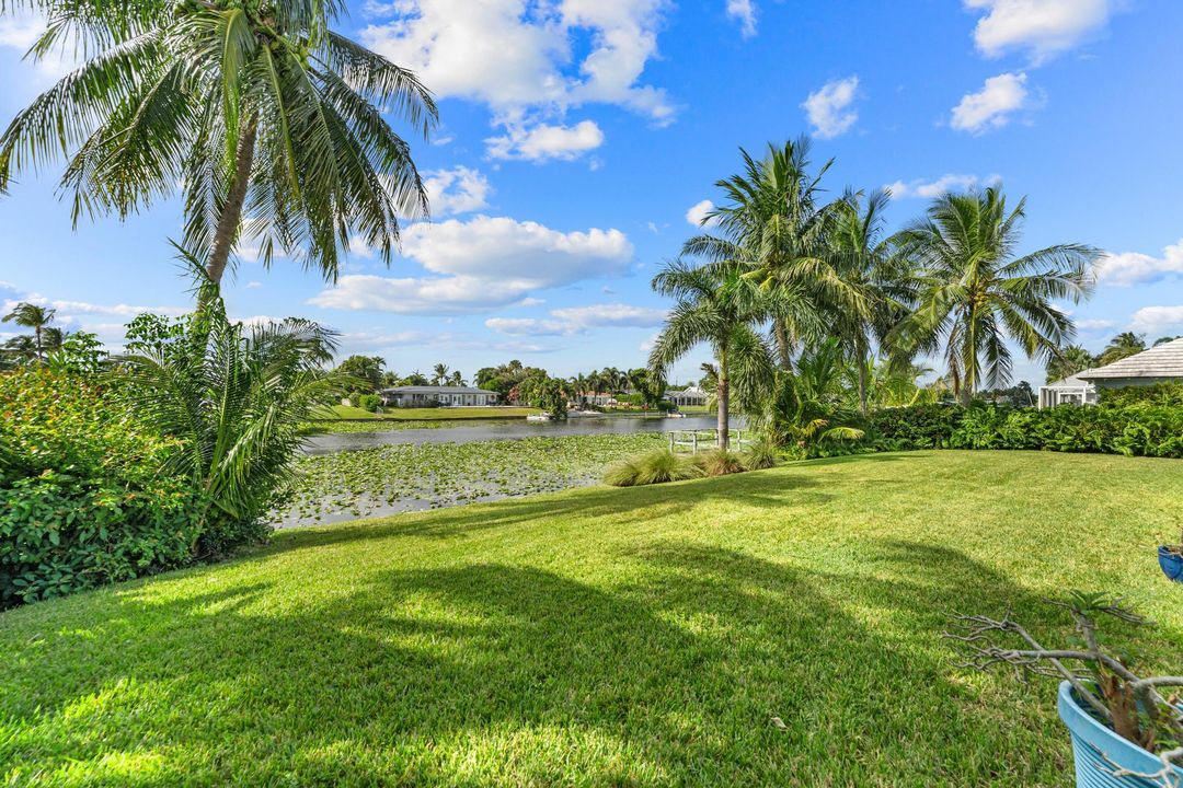 合同活跃: $875,000 (3 贝兹, 2 浴室, 1839 平方英尺)