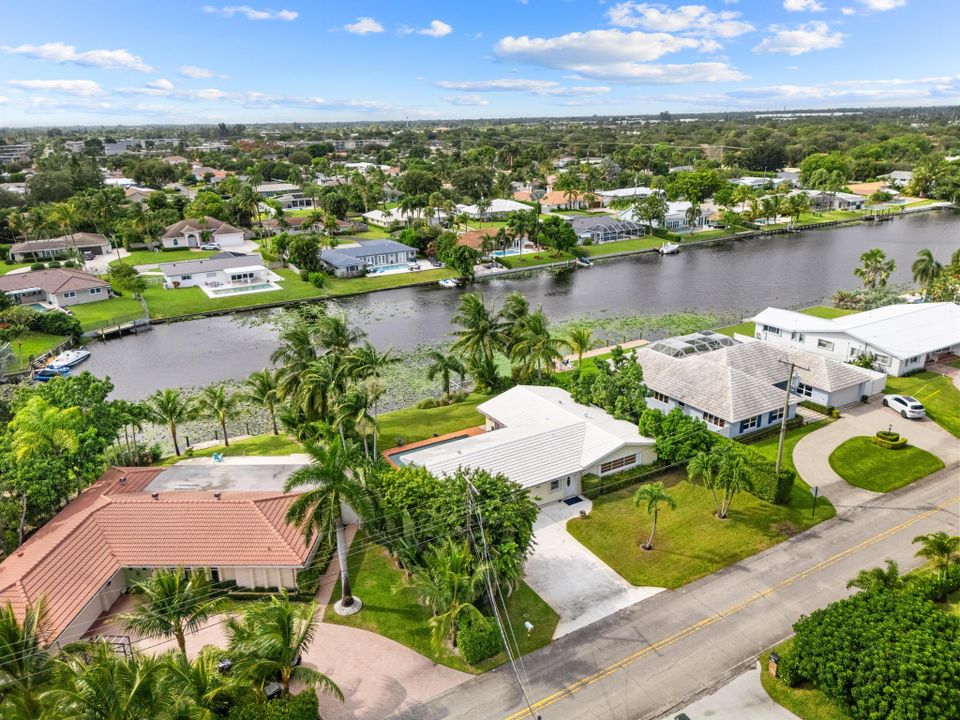 合同活跃: $875,000 (3 贝兹, 2 浴室, 1839 平方英尺)