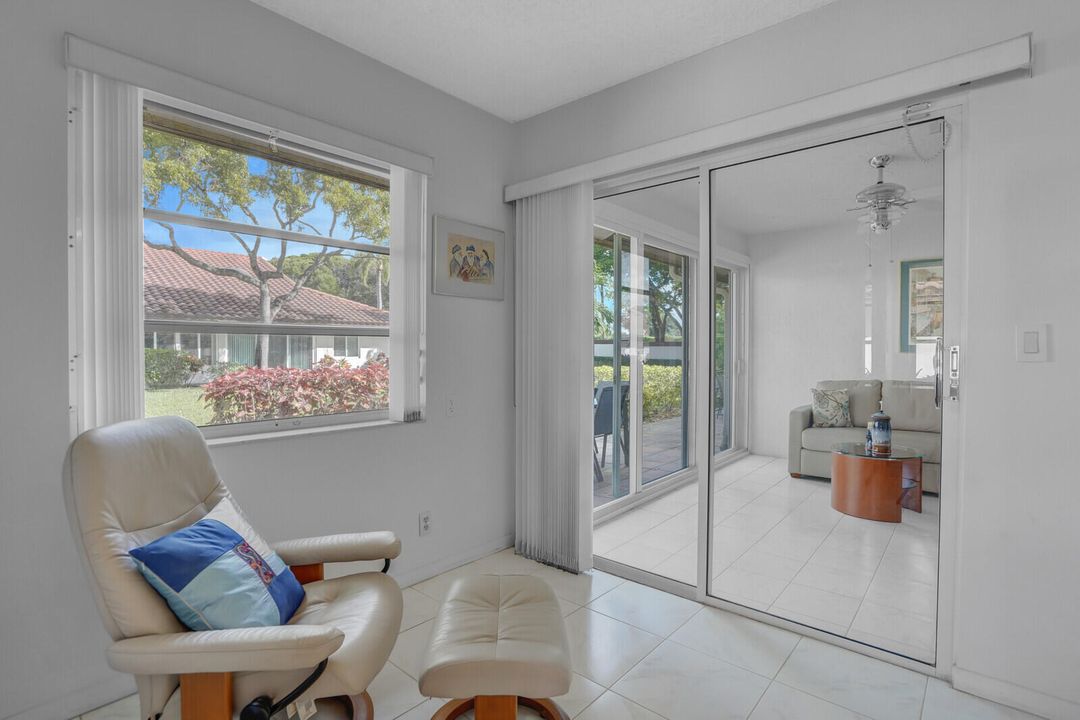 For Rent: $4,400 (2 beds, 2 baths, 1500 Square Feet)