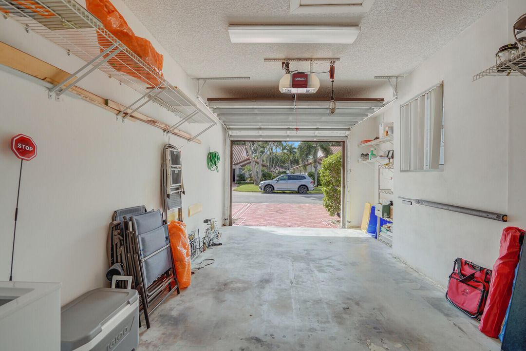 For Rent: $4,400 (2 beds, 2 baths, 1500 Square Feet)