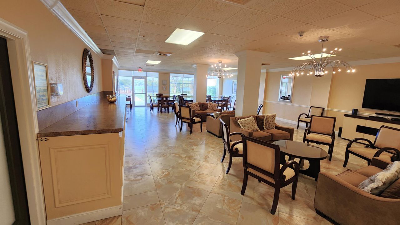 For Rent: $3,995 (2 beds, 2 baths, 1031 Square Feet)