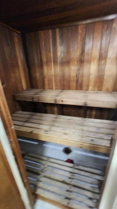 For Rent: $3,995 (2 beds, 2 baths, 1031 Square Feet)