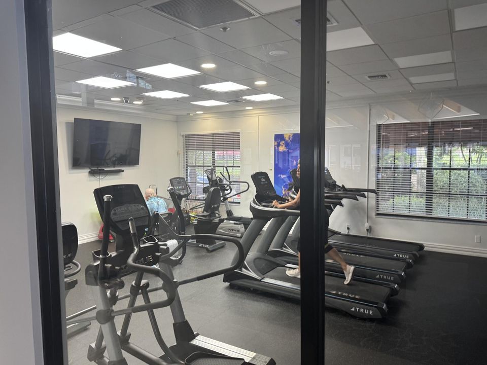 Active With Contract: $225,000 (2 beds, 2 baths, 1496 Square Feet)