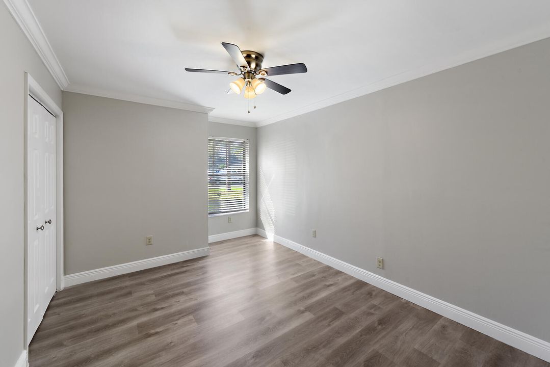 Под контрактом: $3,500 (3 спален, 2 ванн, 1776 Квадратных фут)