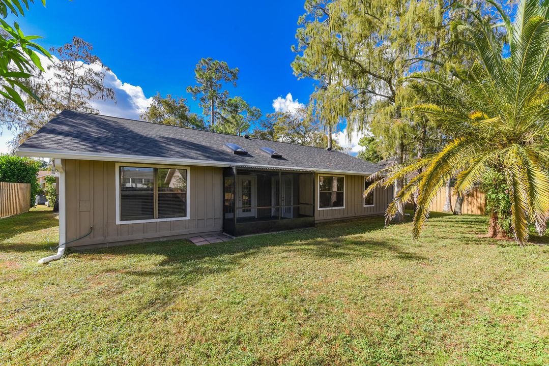 Под контрактом: $3,500 (3 спален, 2 ванн, 1776 Квадратных фут)