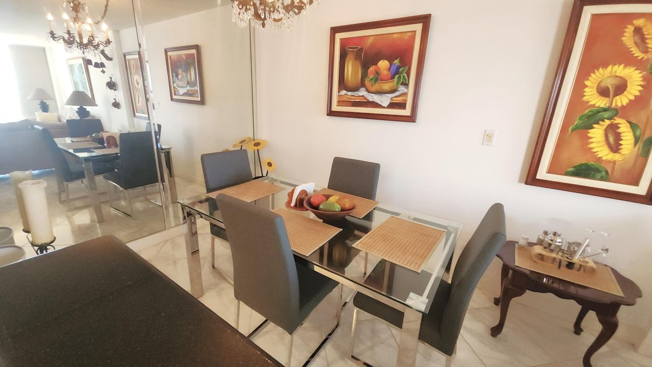 For Rent: $3,995 (2 beds, 2 baths, 1031 Square Feet)