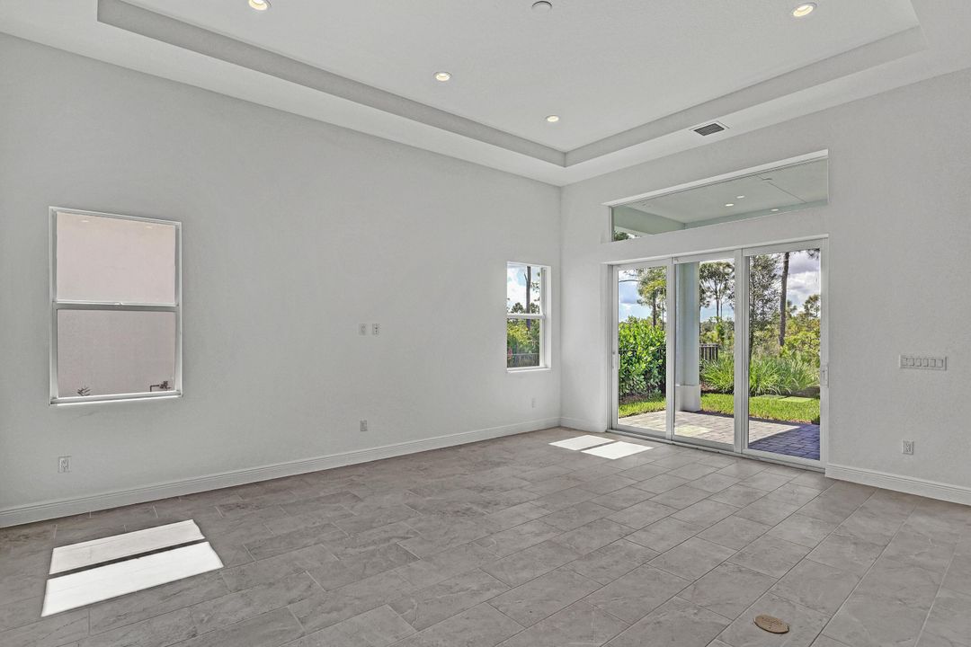 En Venta: $784,000 (4 camas, 3 baños, 2560 Pies cuadrados)