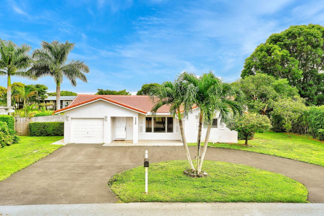 最近租的: $3,500 (3 贝兹, 2 浴室, 1629 平方英尺)