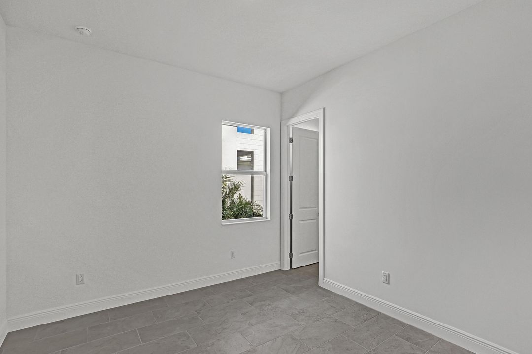 En Venta: $784,000 (4 camas, 3 baños, 2560 Pies cuadrados)