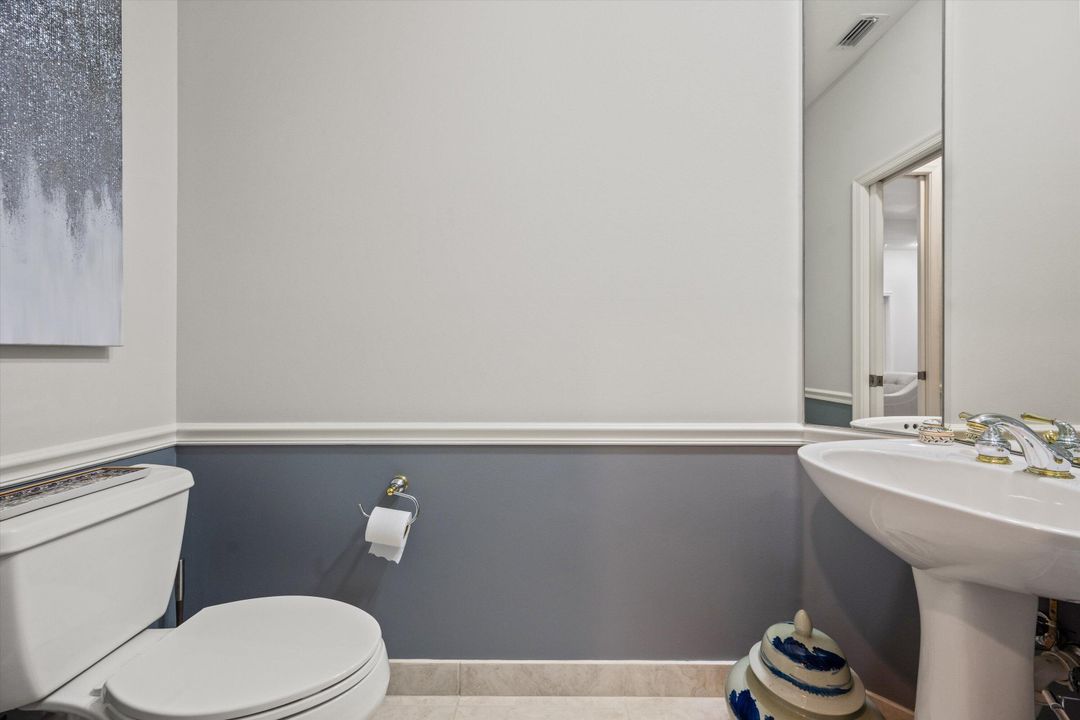 Active With Contract: $615,000 (3 beds, 2 baths, 2249 Square Feet)