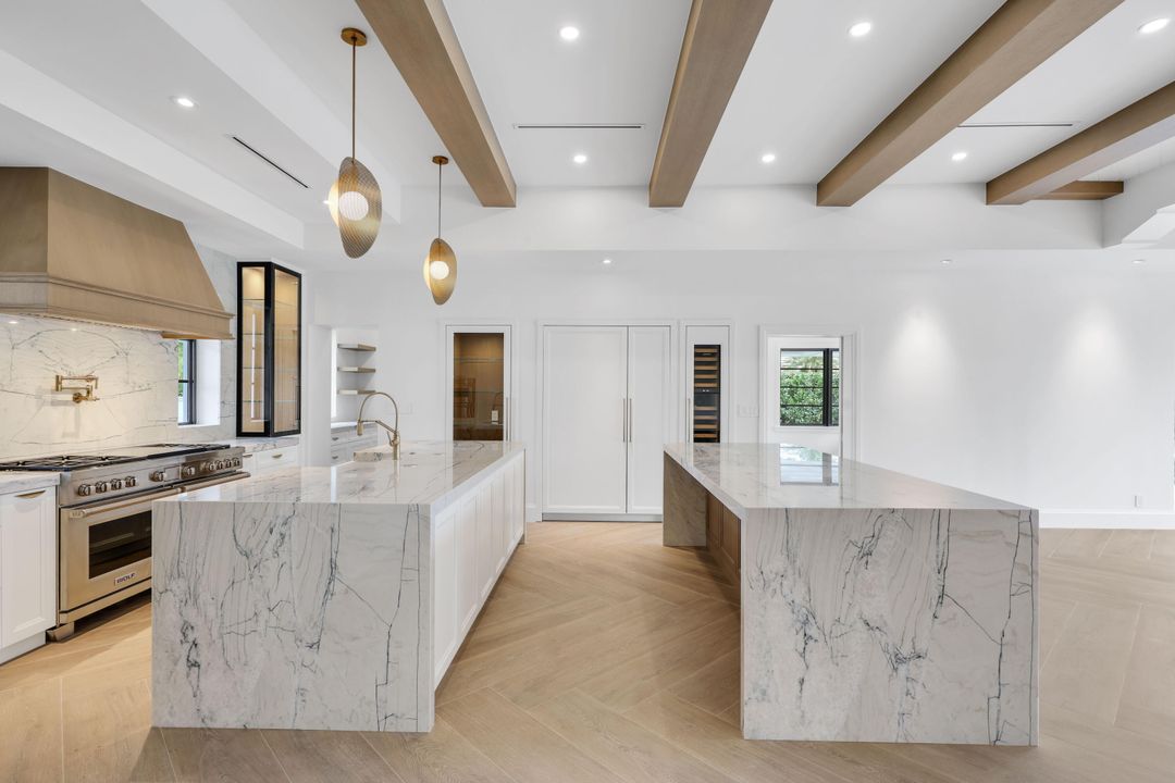 En Venta: $7,200,000 (5 camas, 5 baños, 4922 Pies cuadrados)