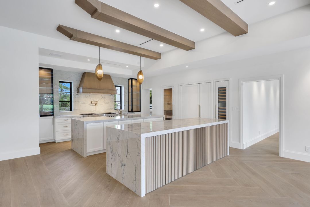 En Venta: $7,200,000 (5 camas, 5 baños, 4922 Pies cuadrados)