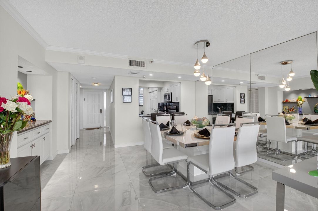 En Venta: $399,000 (3 camas, 2 baños, 1682 Pies cuadrados)