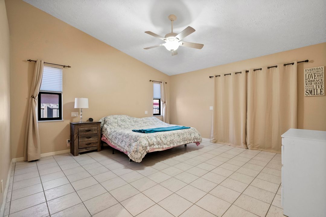For Sale: $435,000 (3 beds, 2 baths, 1834 Square Feet)