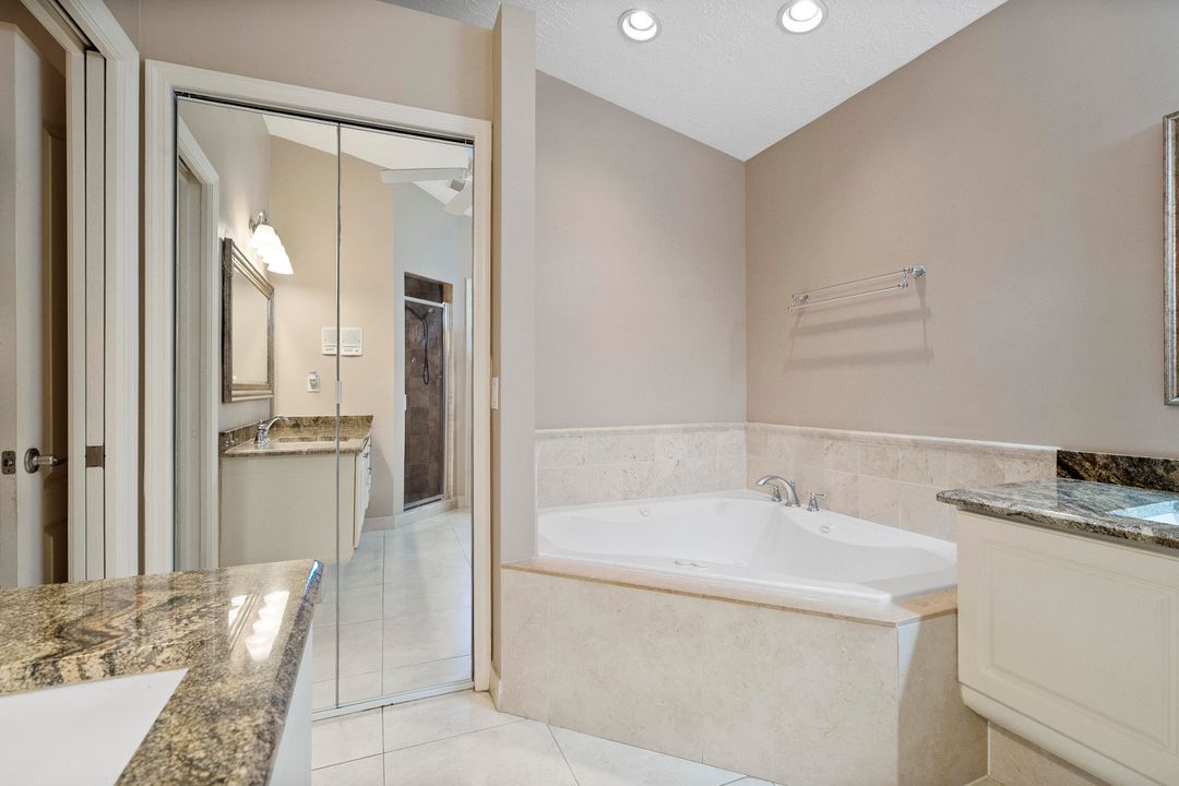 For Sale: $435,000 (3 beds, 2 baths, 1834 Square Feet)