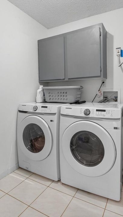 En Venta: $399,000 (3 camas, 2 baños, 1682 Pies cuadrados)