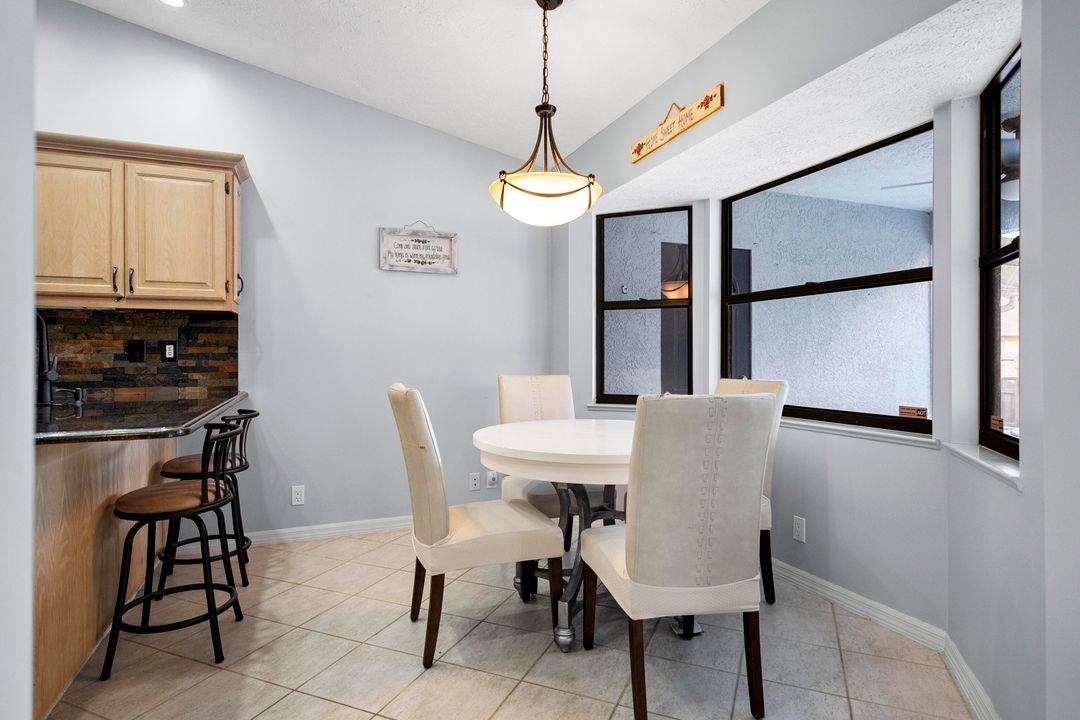 For Sale: $435,000 (3 beds, 2 baths, 1834 Square Feet)