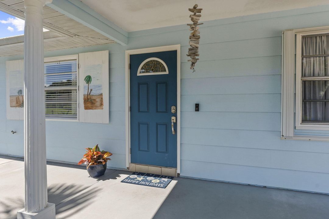 Active With Contract: $379,000 (3 beds, 2 baths, 1700 Square Feet)