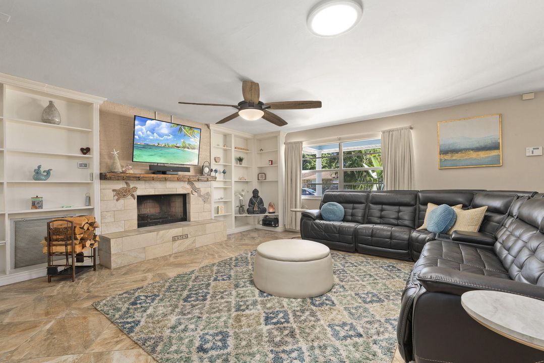 Active With Contract: $379,000 (3 beds, 2 baths, 1700 Square Feet)