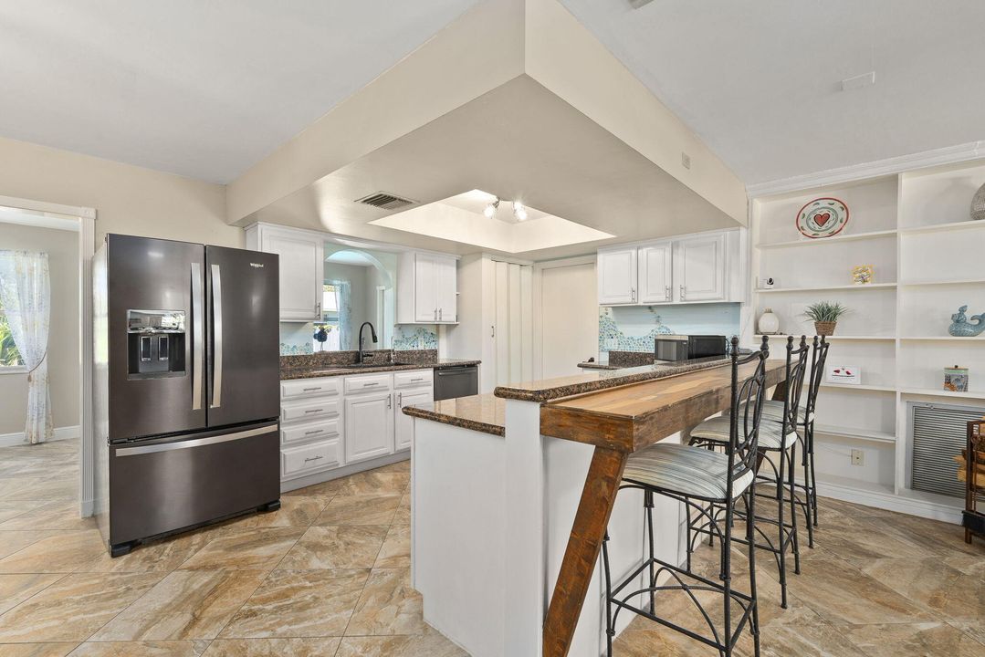 Active With Contract: $379,000 (3 beds, 2 baths, 1700 Square Feet)