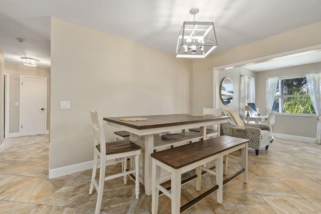 Active With Contract: $379,000 (3 beds, 2 baths, 1700 Square Feet)