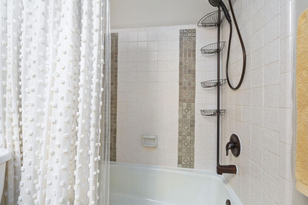 Active With Contract: $379,000 (3 beds, 2 baths, 1700 Square Feet)