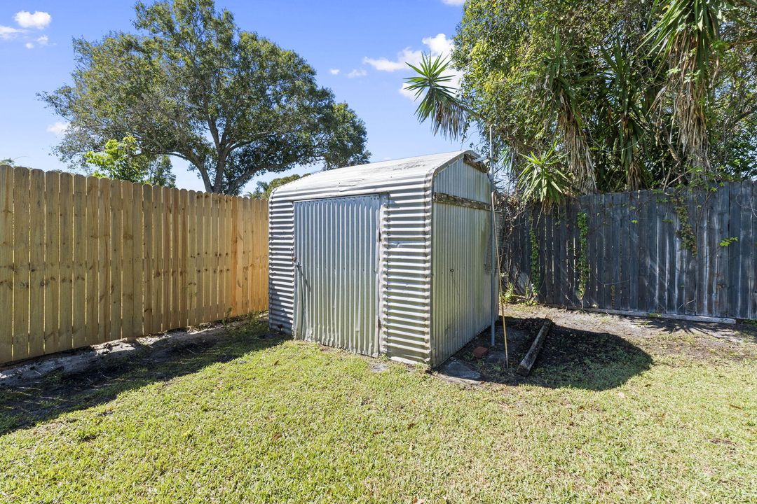 Active With Contract: $379,000 (3 beds, 2 baths, 1700 Square Feet)