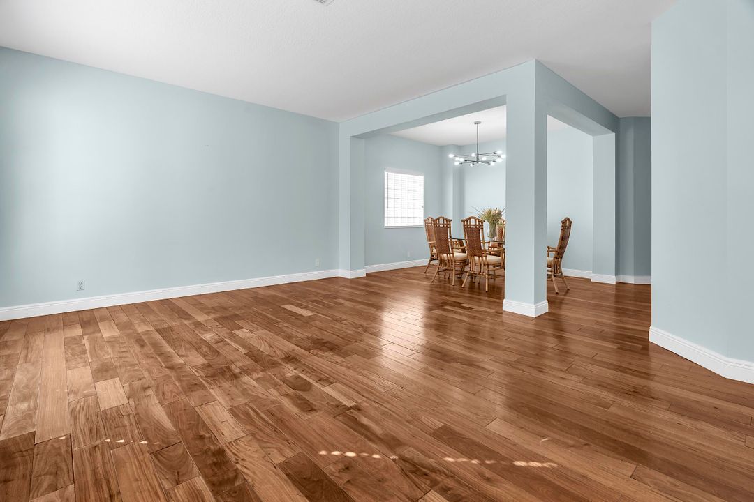 For Sale: $769,742 (4 beds, 2 baths, 2909 Square Feet)