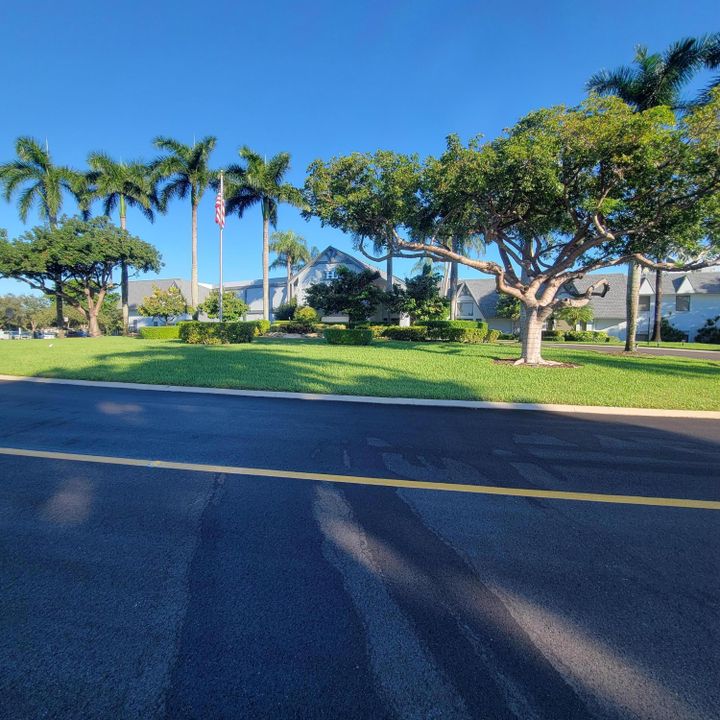 Activo con contrato: $139,000 (2 camas, 2 baños, 1220 Pies cuadrados)