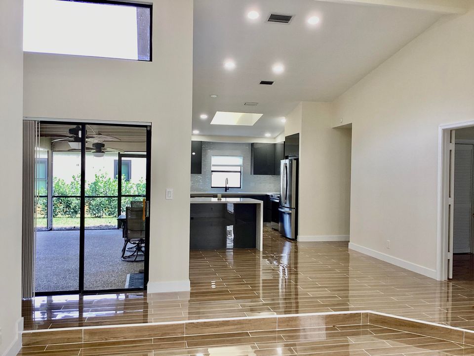 For Rent: $4,700 (3 beds, 2 baths, 1488 Square Feet)