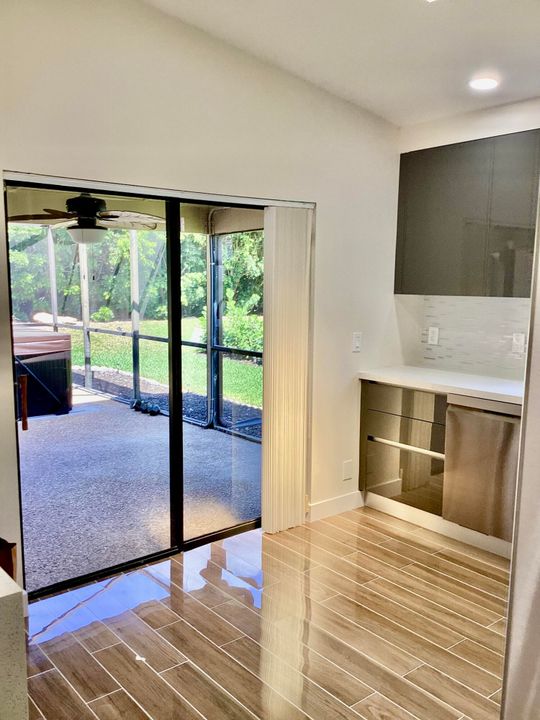 For Rent: $4,700 (3 beds, 2 baths, 1488 Square Feet)