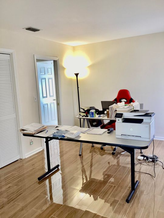 For Rent: $4,700 (3 beds, 2 baths, 1488 Square Feet)