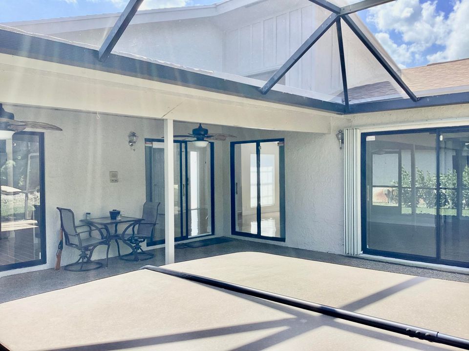 For Rent: $4,700 (3 beds, 2 baths, 1488 Square Feet)