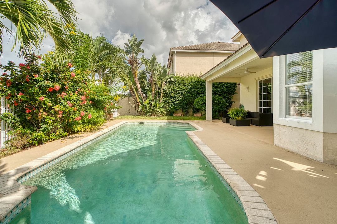 For Sale: $769,742 (4 beds, 2 baths, 2909 Square Feet)