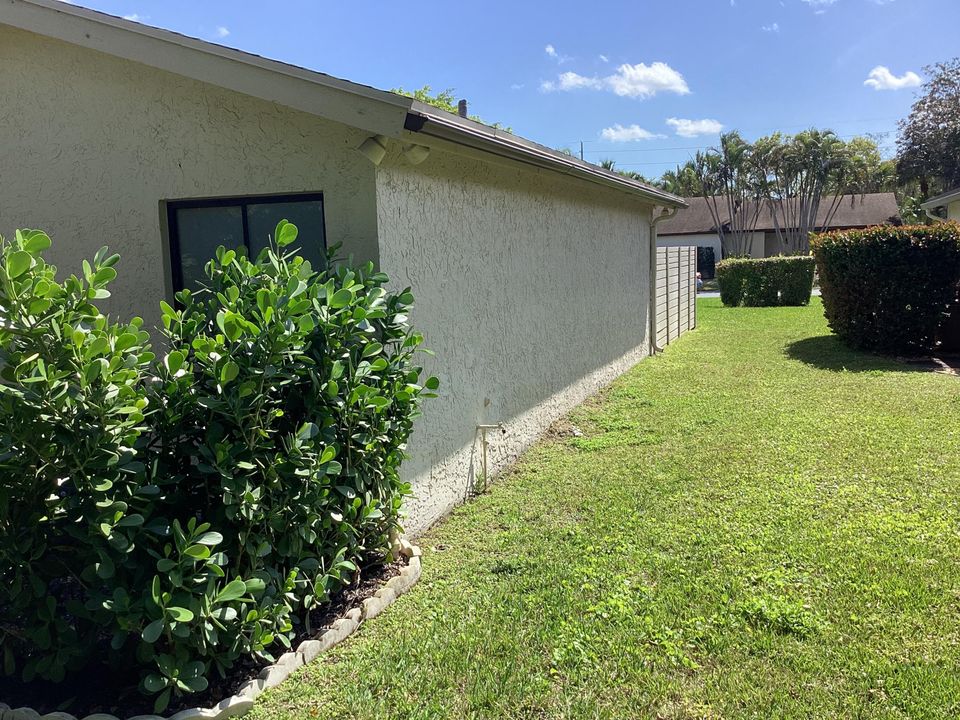 For Rent: $4,700 (3 beds, 2 baths, 1488 Square Feet)