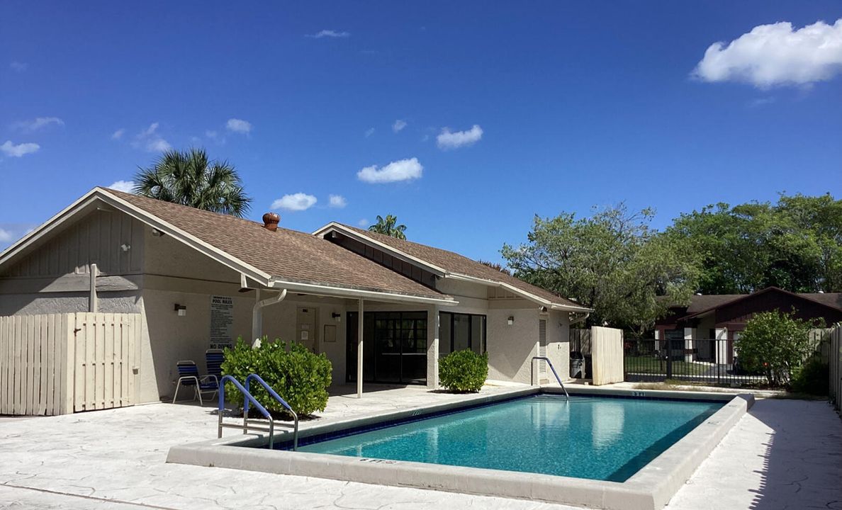 For Rent: $4,700 (3 beds, 2 baths, 1488 Square Feet)