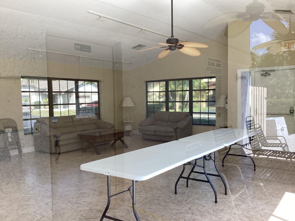 For Rent: $4,700 (3 beds, 2 baths, 1488 Square Feet)