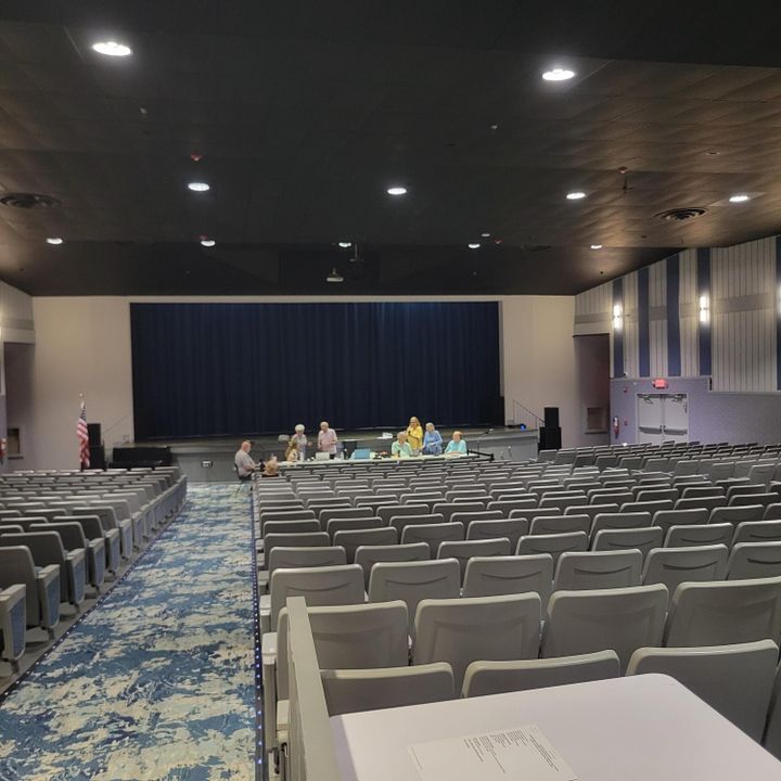 Activo con contrato: $139,000 (2 camas, 2 baños, 1220 Pies cuadrados)