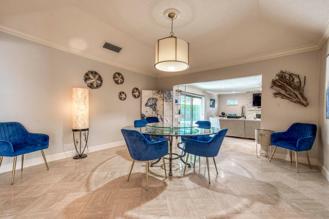 Activo con contrato: $9,000 (3 camas, 2 baños, 3039 Pies cuadrados)