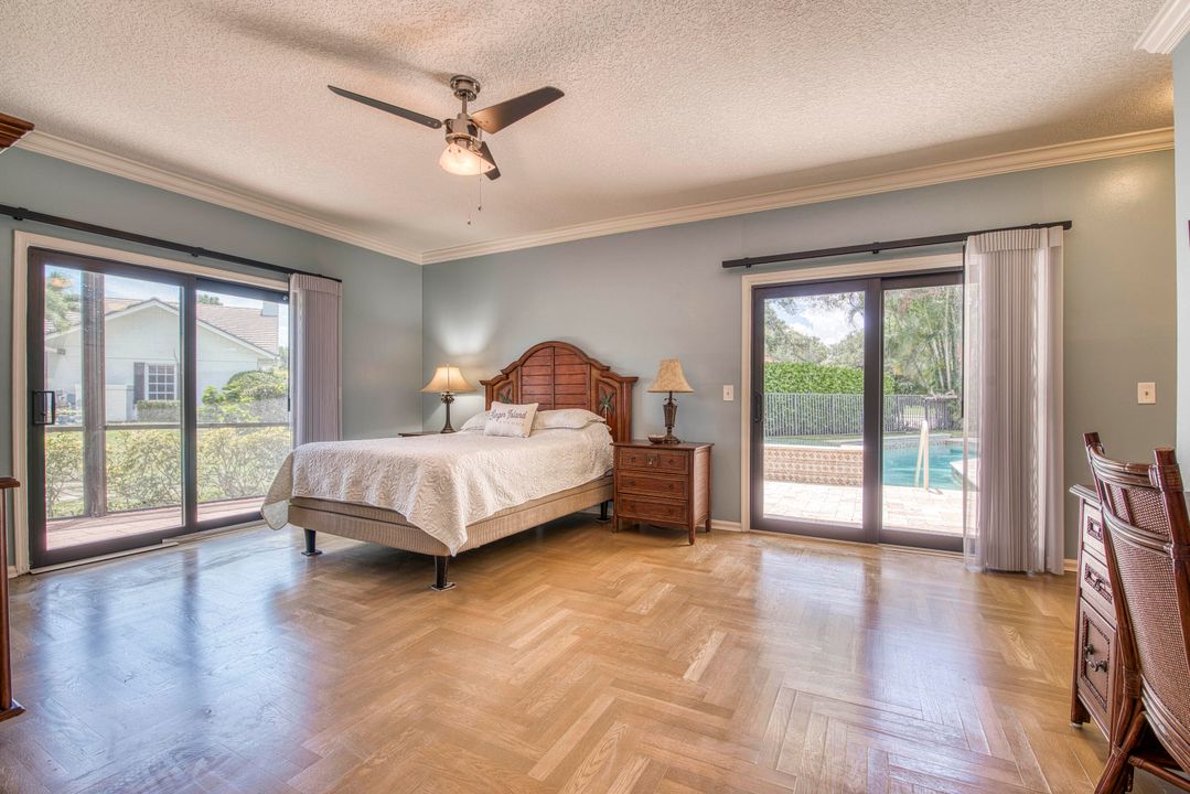 Activo con contrato: $9,000 (3 camas, 2 baños, 3039 Pies cuadrados)