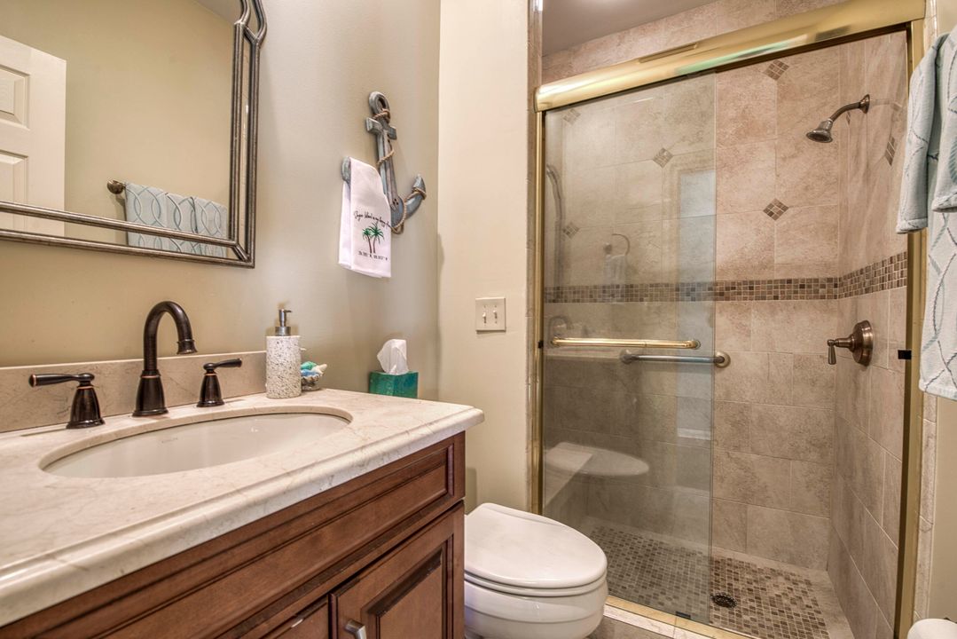 Activo con contrato: $9,000 (3 camas, 2 baños, 3039 Pies cuadrados)