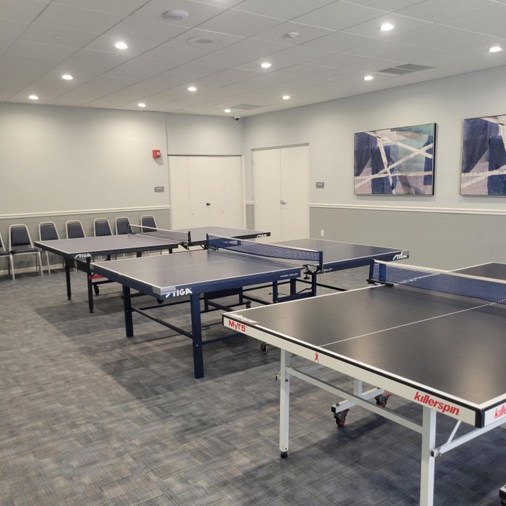 Activo con contrato: $139,000 (2 camas, 2 baños, 1220 Pies cuadrados)