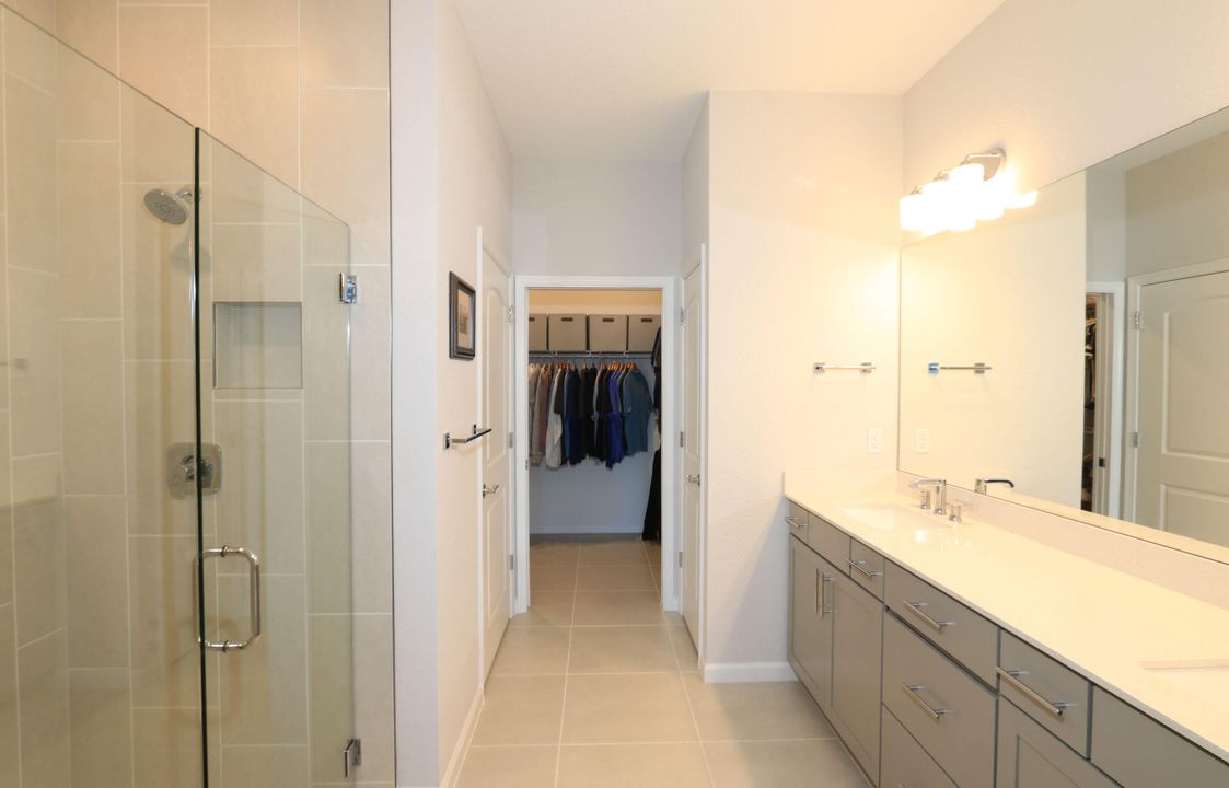 待售: $399,900 (2 贝兹, 2 浴室, 1579 平方英尺)