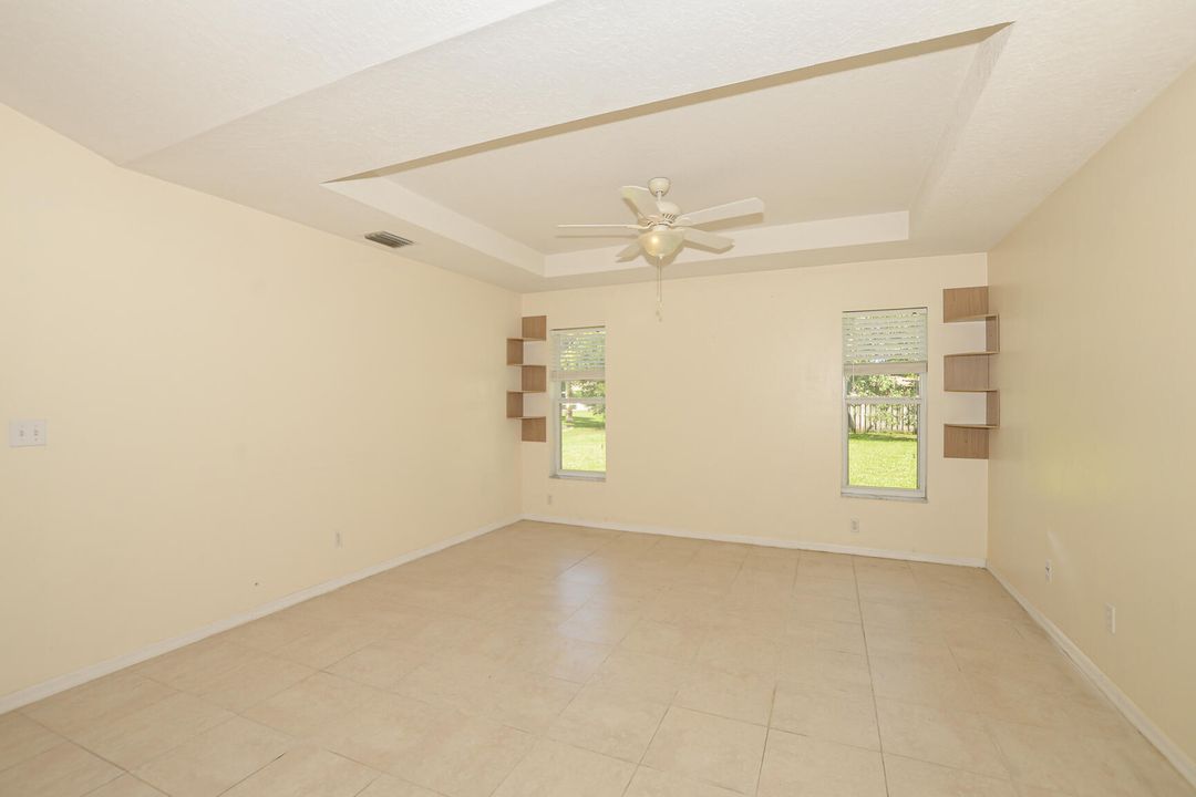 Activo con contrato: $375,000 (3 camas, 2 baños, 1863 Pies cuadrados)