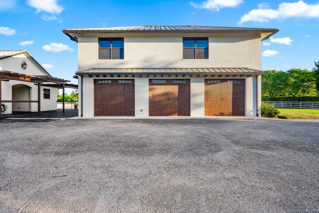 For Sale: $5,150,000 (8 beds, 7 baths, 3425 Square Feet)