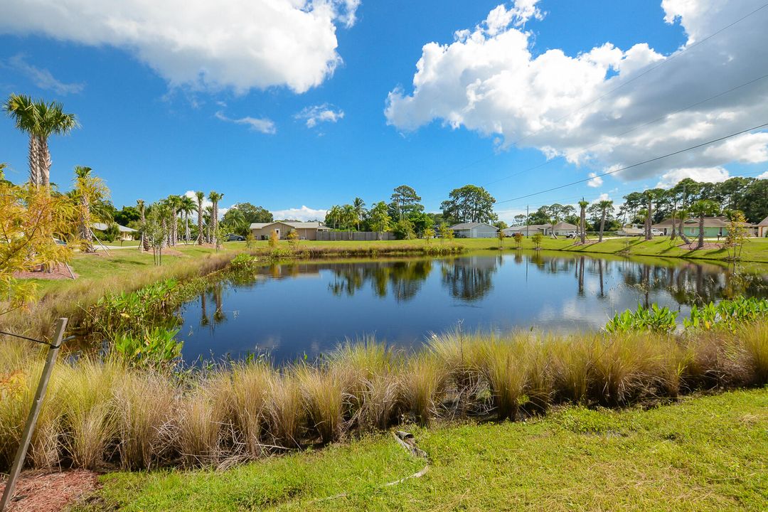 Activo con contrato: $375,000 (3 camas, 2 baños, 1863 Pies cuadrados)