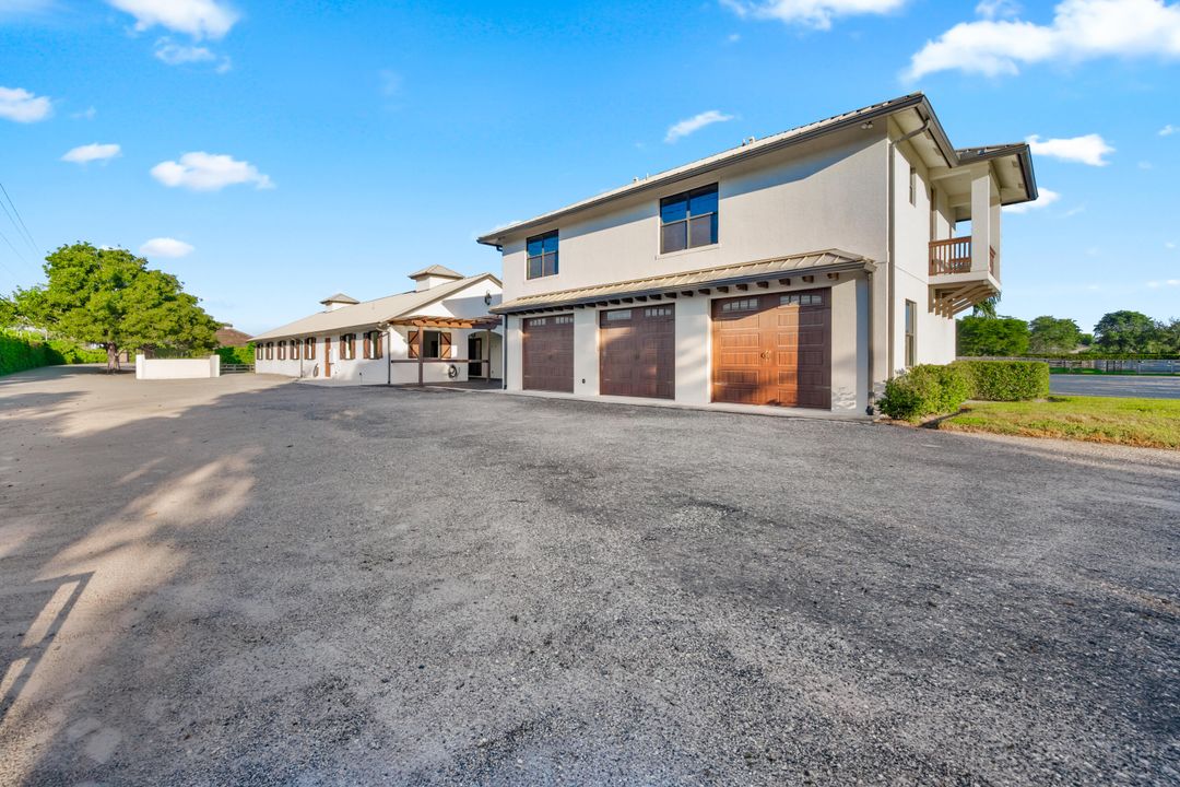 For Sale: $5,150,000 (8 beds, 7 baths, 3425 Square Feet)