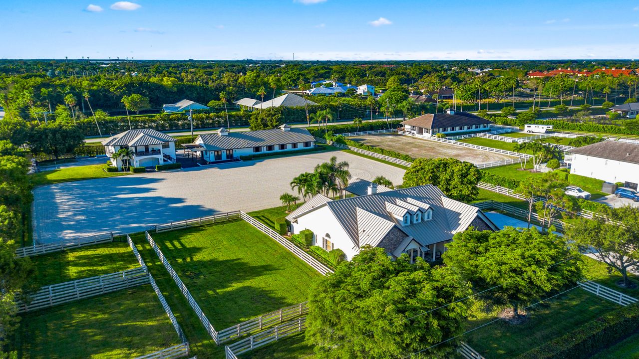 For Sale: $5,150,000 (8 beds, 7 baths, 3425 Square Feet)